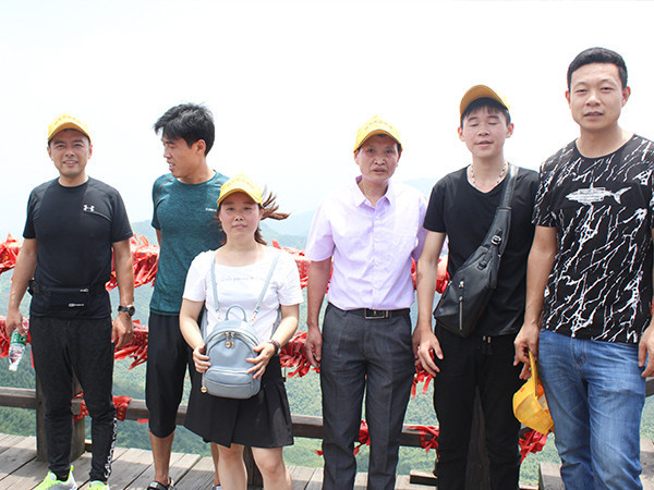 黄瓜视频在线观看入口网站2017年团队旅游-2